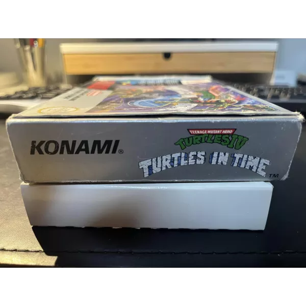 Teenage Mutant Hero Turtles IV Turtles in Times Super Nintendo